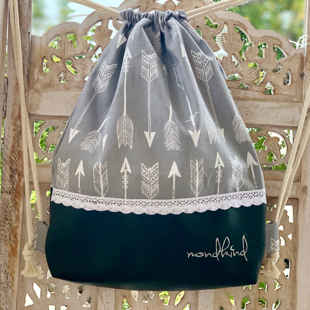 Classic Mondkind Bag * Wanderlust * Feathers of Grey